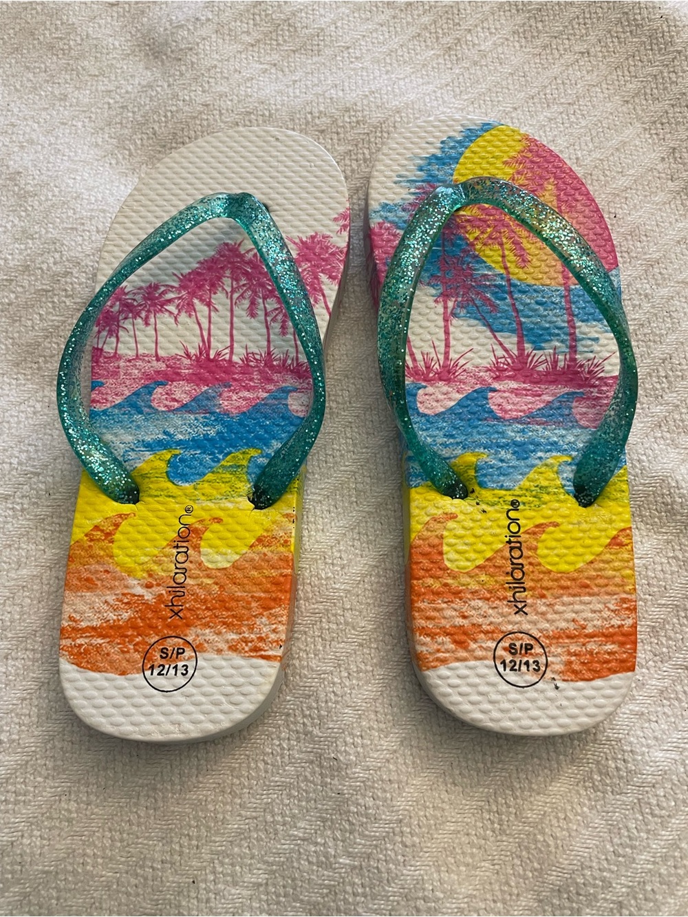 Xhilaration Kids Teal Glitter Strap Tropical Print Flip Flops